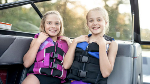 Boating safety tips by Safe Harbour Insurance